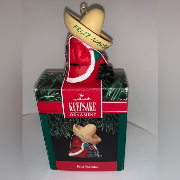 Vintage 1991 Hallmark Ornament Feliz Navidad Santa wearing a sombrero - Picture 9 of 12